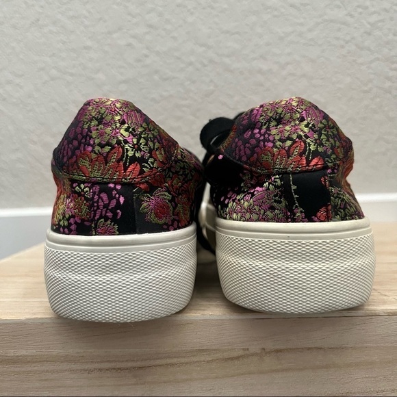 Steve Madden Black Floral Gisela Lace Up Platform Sneakers 5 - Picture 5 of 6